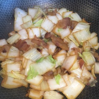 五花肉炒白菜的做法步骤：5