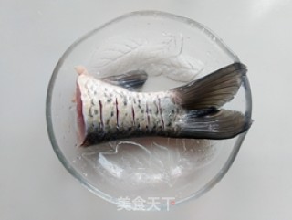 剁椒蒸鱼划的做法步骤：2