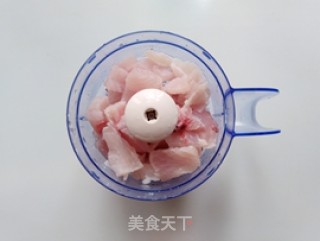 自制鱼丸的做法步骤：4
