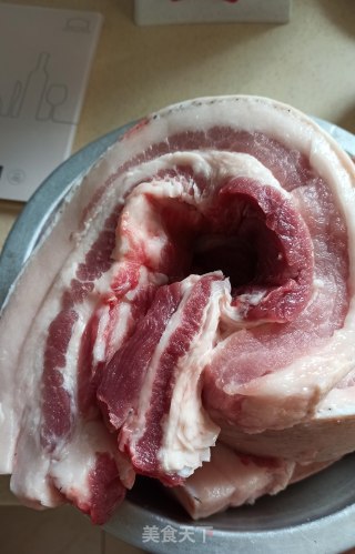 腊肉的做法步骤：1
