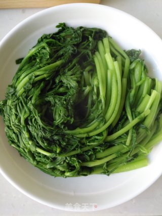 蒜蓉茼蒿的做法步骤：5