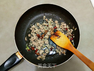 雪菜焖黄豆的做法步骤：6