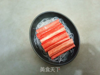 粉丝蒸蟹肉棒的做法步骤：4