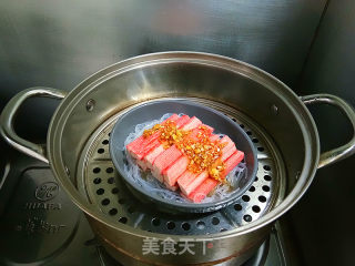 粉丝蒸蟹肉棒的做法步骤：5