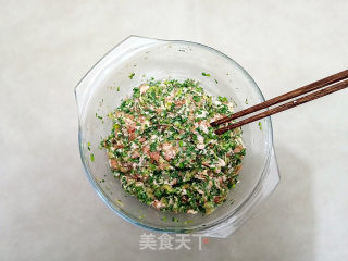 荠菜鲜肉春卷的做法步骤：6