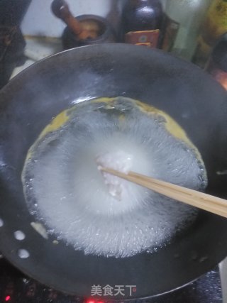 简易版的酸菜鱼的做法步骤：16