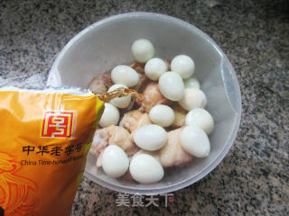 糟鹌鹑蛋鸡翅根的做法步骤：7