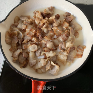 肥而不腻、香辣过瘾的农家小炒肉的做法步骤：4