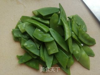 小米椒山药炒荷兰豆的做法步骤：2