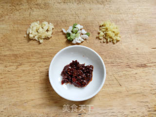 萝卜焖鸡肉的做法步骤：3