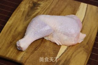 电饭煲板栗鸡腿焖饭，懒人福利，做法简单快手，自己能吃一锅的做法步骤：1