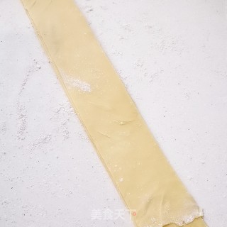 馄饨皮的做法步骤：10