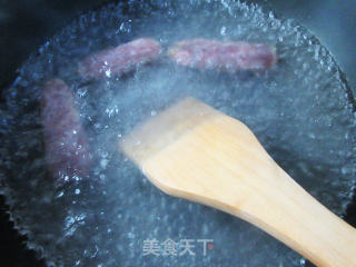 香肠腐竹菠菜的做法步骤：3