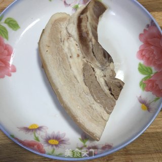 梅干菜烧五花肉的做法步骤：2