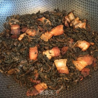 梅干菜烧五花肉的做法步骤：4