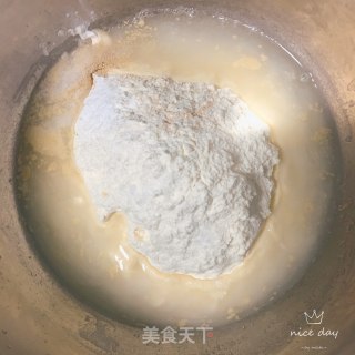 叶形奶黄包的做法步骤：2