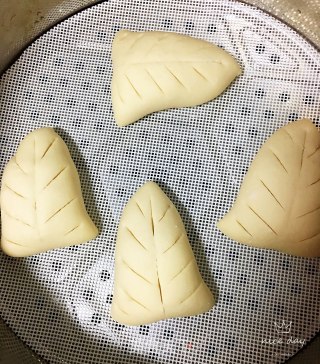 叶形奶黄包的做法步骤：9