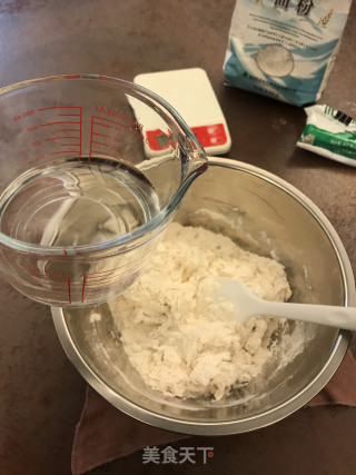 韭菜盒子的做法步骤：2