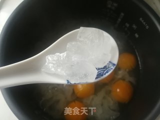 金桔银耳糖水的做法步骤：6