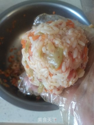 榨菜牛肉沫米饭丸子的做法步骤：4