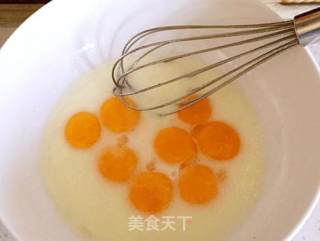 草莓舒芙蕾的做法步骤：1