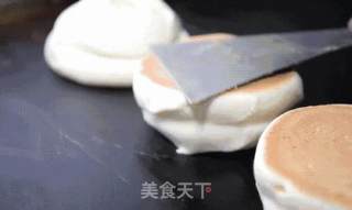 草莓舒芙蕾的做法步骤：4