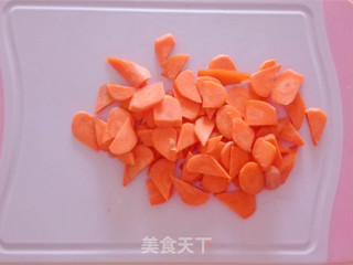 素炒胡萝卜片的做法步骤：2