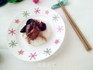 香菇鸡腿盖浇饭的做法步骤：11