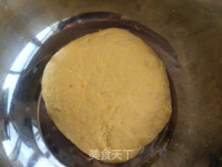 南瓜花卷的做法步骤：4