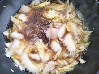 五花肉炖粉条的做法步骤：7