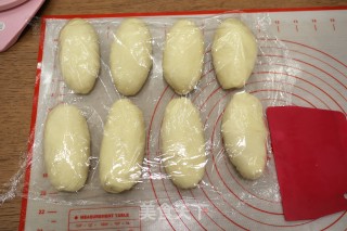 电饭煲版柔软面包的做法步骤：8
