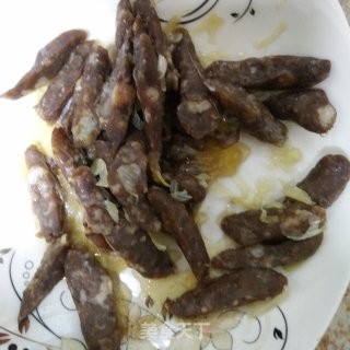 干肠炒芹菜的做法步骤：2