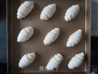豆沙米面包卷的做法步骤：7