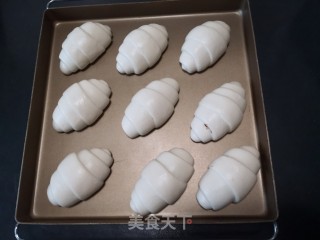 豆沙米面包卷的做法步骤：8