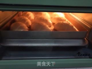 豆沙米面包卷的做法步骤：10