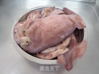 烤鱿鱼的做法步骤：1