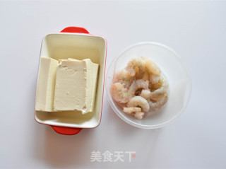 茄汁虾仁豆腐的做法步骤：1