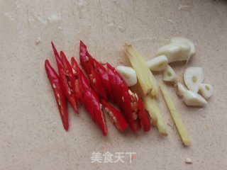茴香球炒里脊肉的做法步骤：7