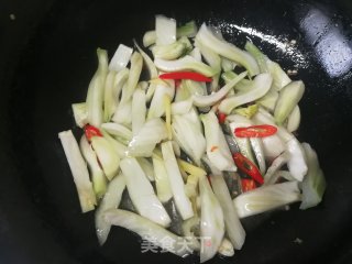 茴香球炒里脊肉的做法步骤：12