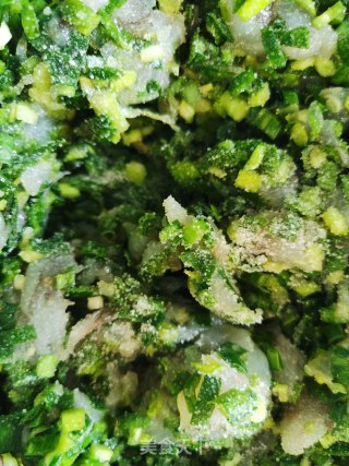 韭菜虾仁饺子的做法步骤：8