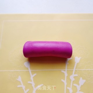 火龙果奶油魔笛面包的做法步骤：17