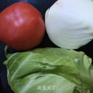 番茄炒时蔬的做法步骤：1