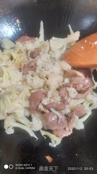 鸭肉炒花菜的做法步骤：6