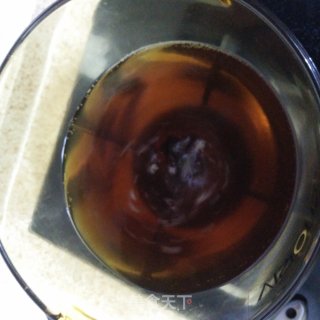 红糖水煮汤圆的做法步骤：1