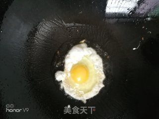 糖醋鸡蛋的做法步骤：1
