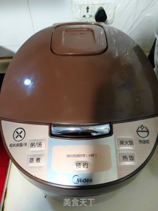 一碗香鲜四溢的腊八粥的做法步骤：7
