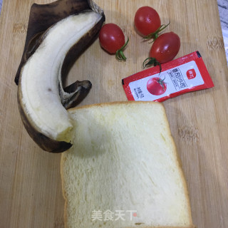 香蕉土司披萨的做法步骤：1