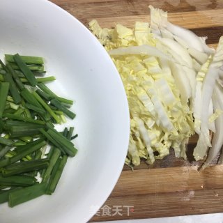 玉脂豆腐菌菇蔬菜汤的做法步骤：3