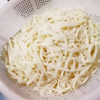 鸡蛋炒面的做法步骤：4