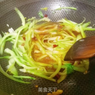 鸡蛋炒面的做法步骤：8